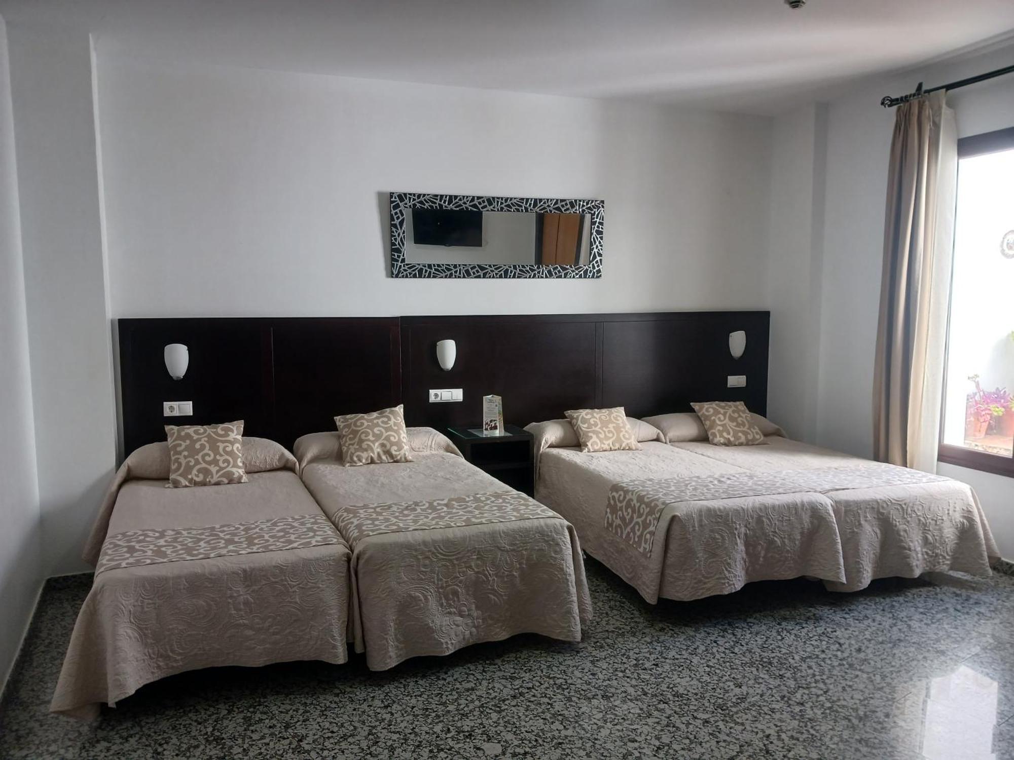 Hotel De Los Faroles Cordoba Luaran gambar