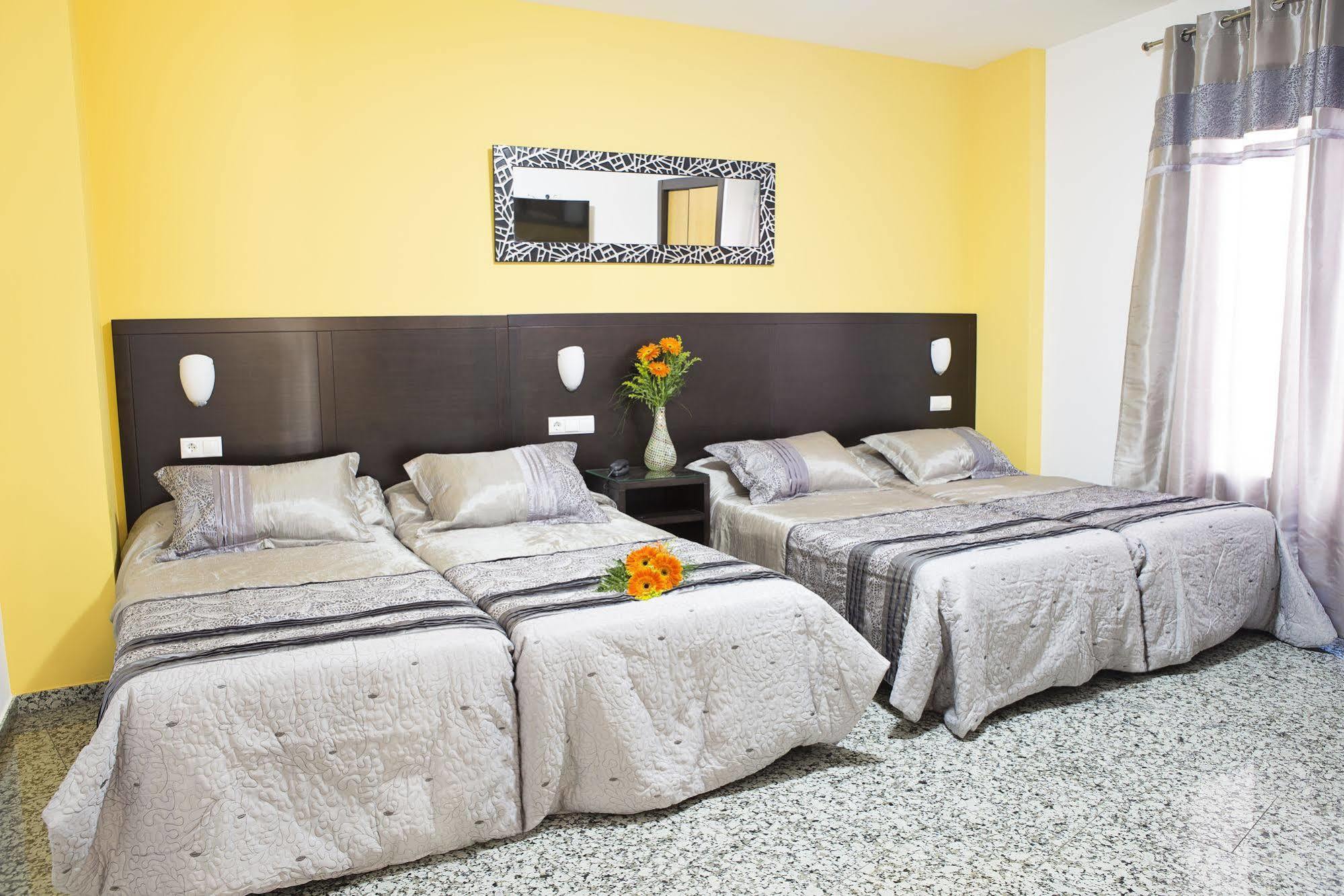 Hotel De Los Faroles Cordoba Luaran gambar